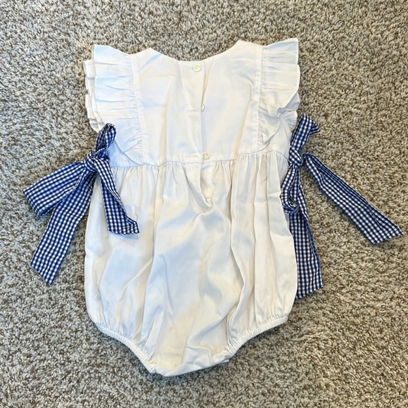 Smocked Patriotic Outift - Picture 2 of 2